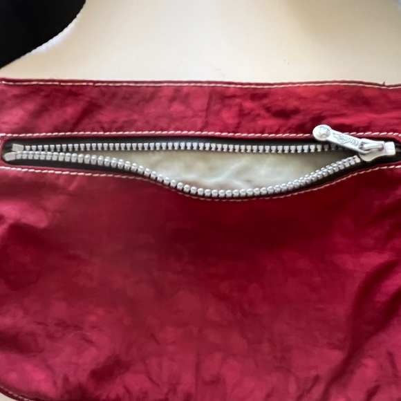 Kipling Deep Red Waist Belt Sporty Fanny Pack Crinkled Nylon Bag Vtg - Picture 7 of 13